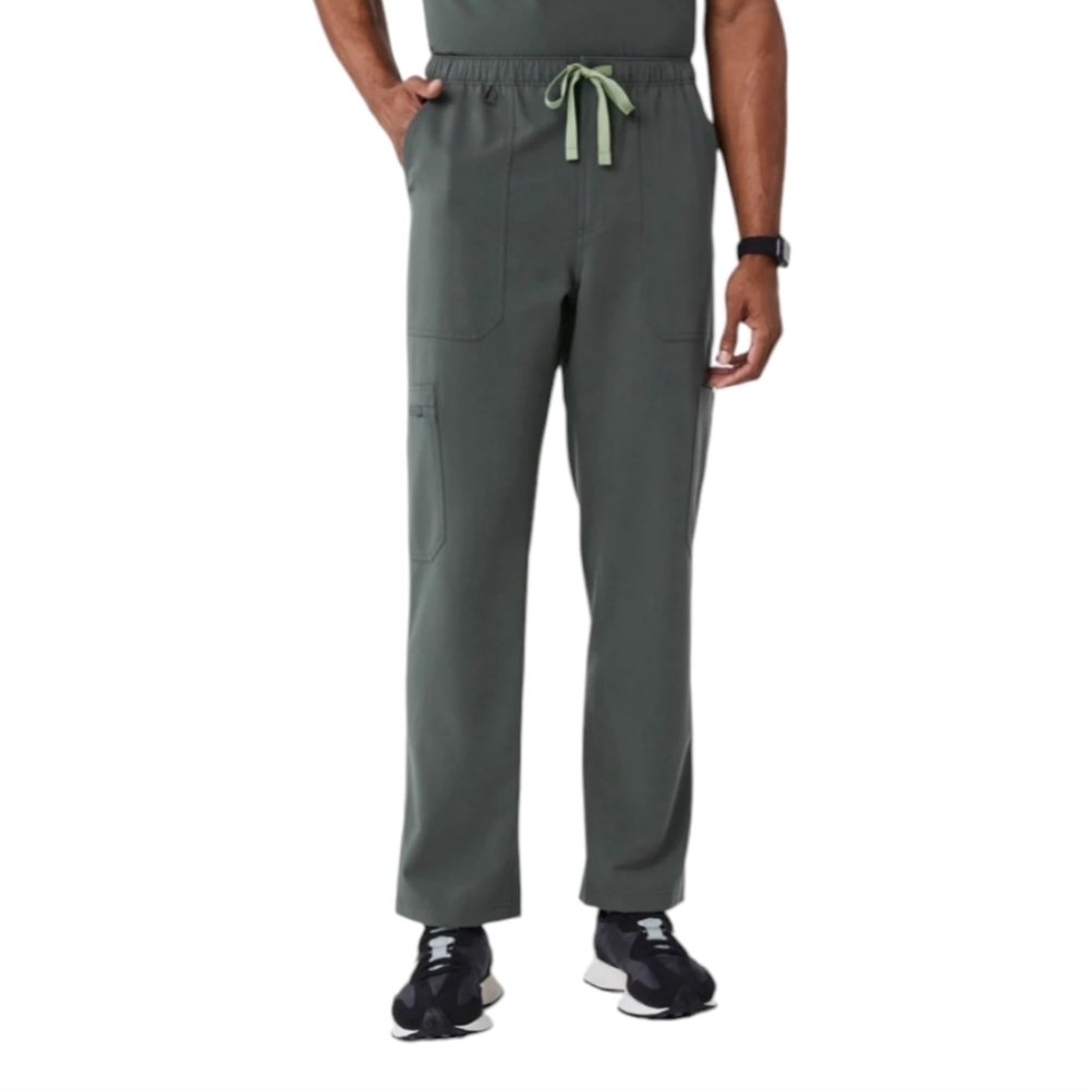 FIGS Cairo Cargo Scrub Pant Green Mens Medium (Short)